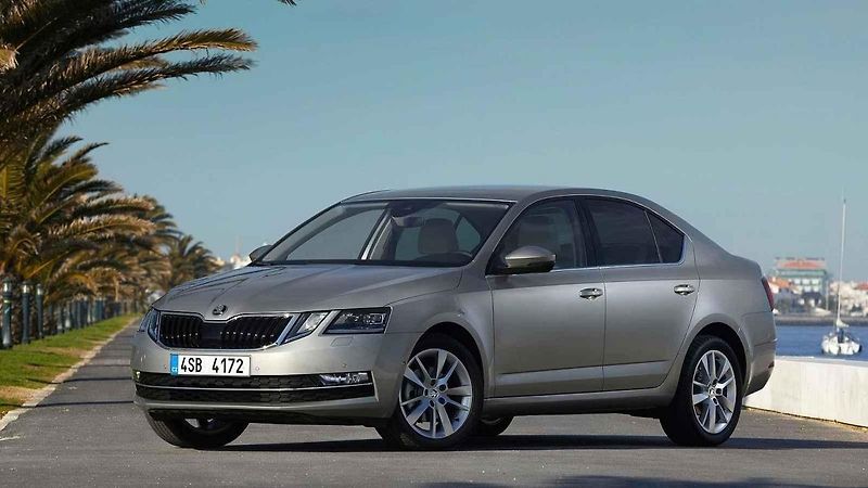 6. místo: Škoda Karoq - 6548 prodaných kusů.