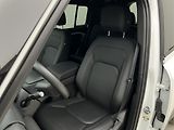 Land Rover Defender 110 D300 X-DYNAMIC SE AWD AUT  - náhled 16