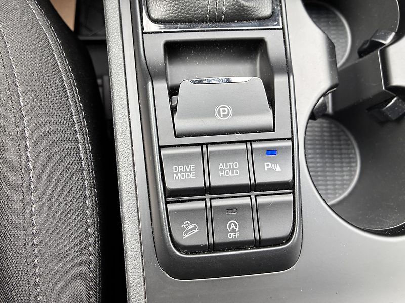 Hyundai Tucson 1.6T-GDI 130kW REZERVACE - fotka 26 z 40