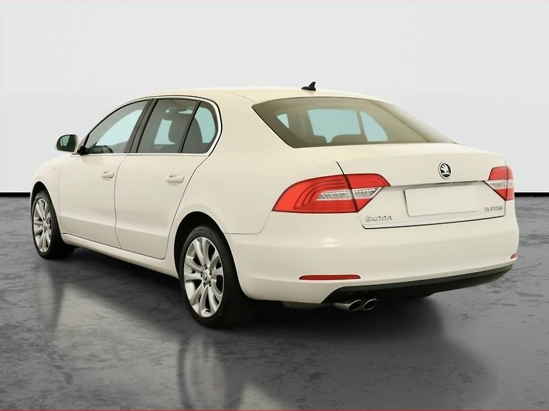 Škoda Superb (2015) Ambition 1.4 TSI, Serv.kniha - fotka 4 z 20