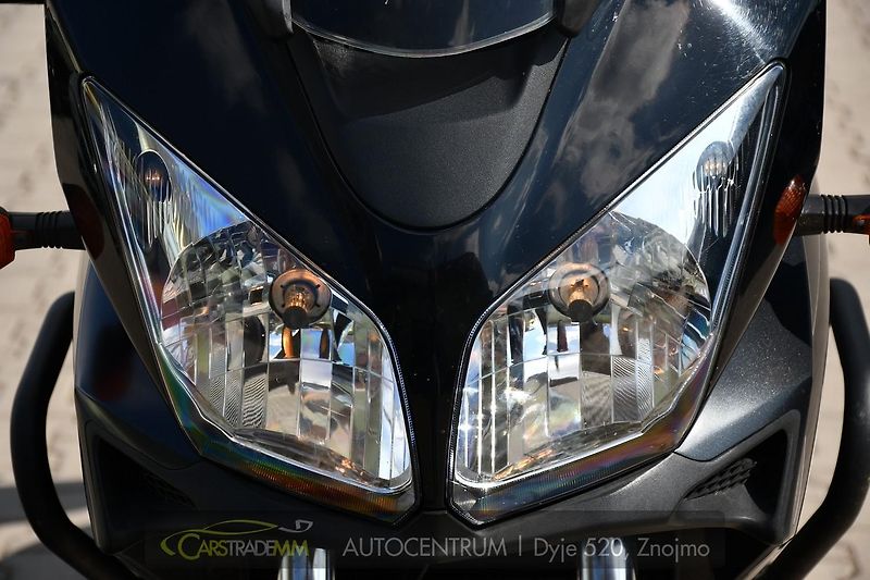 Suzuki Ostatní V-STROM 650 - fotka 14 z 14