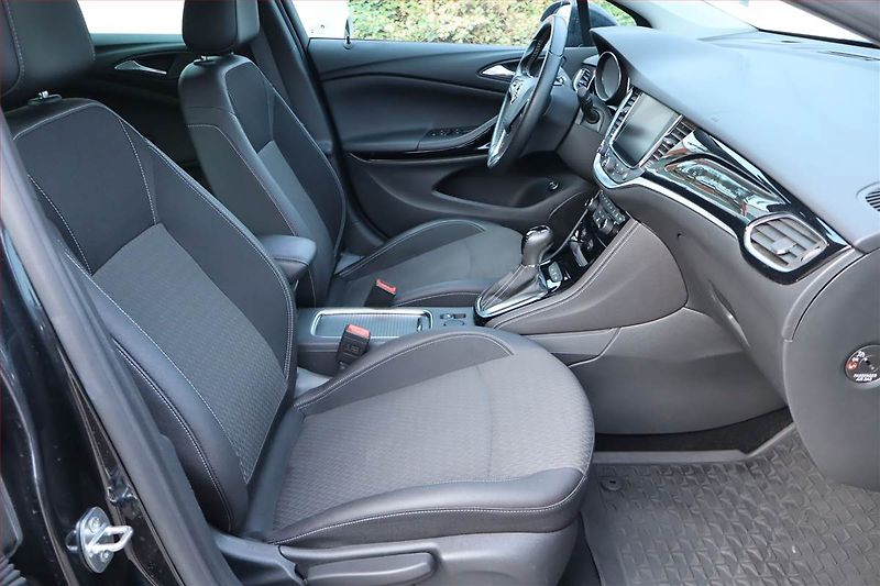 Opel Astra (2016) 1.6 CDTI, Automat, Serv.kniha - fotka 9 z 22