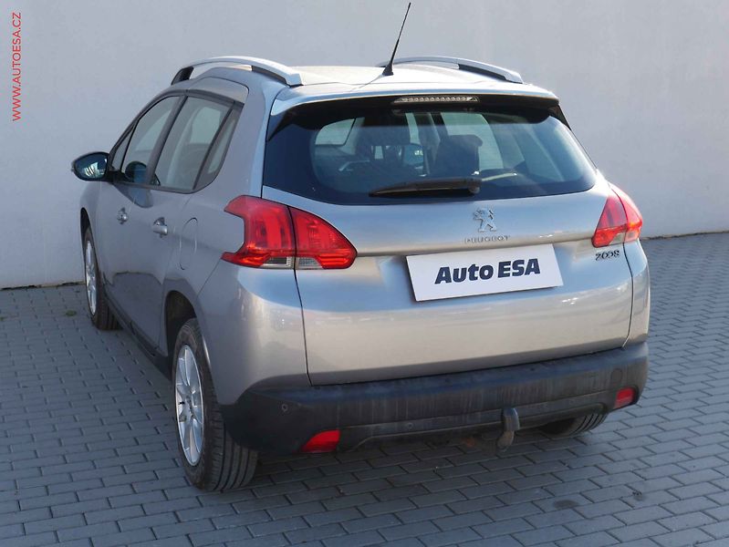 Peugeot 2008 (2015) 1.2 PT, 2.maj,ČR, Active - fotka 6 z 19