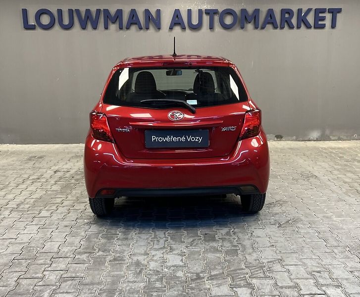 Toyota Yaris VVT-i Active - fotka 13 z 15