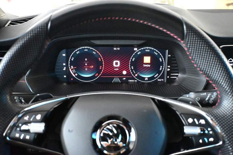 Škoda Octavia (2023) 2.0 RS DSG 147KW Matrix LED Vi - fotka 32 z 37