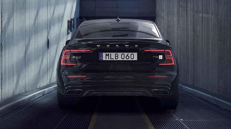 Volvo S60 R-Design.