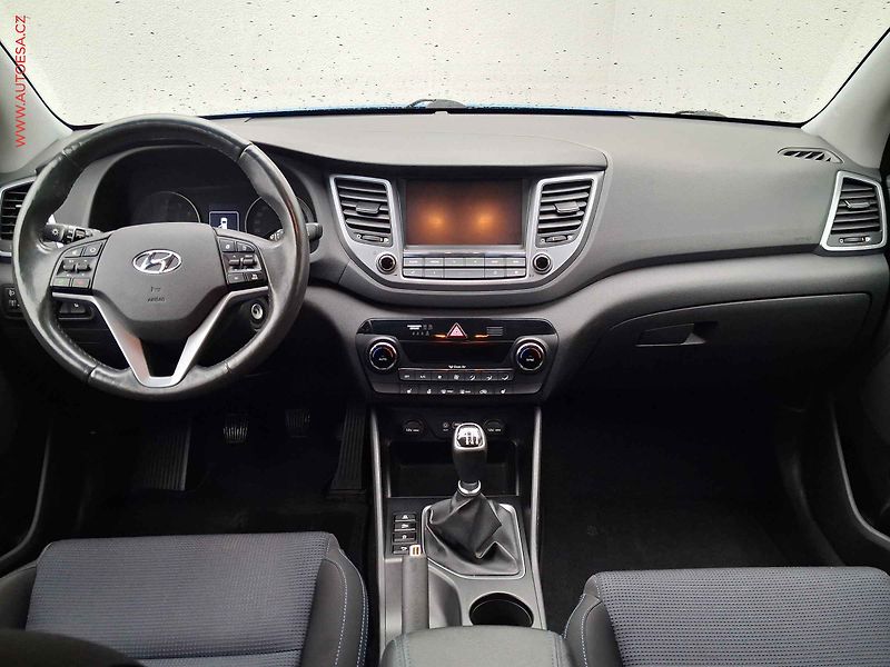 Hyundai Tucson (2016) 1.6 GDi, Navi, kamera, TZ - fotka 8 z 18