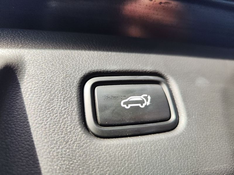 Hyundai Tucson 1.6 T-GDI/158kW HEV N-Line PRM - fotka 10 z 44