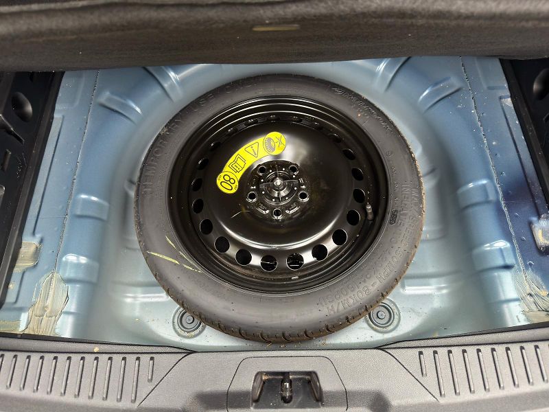 Ford Focus 1.0EB 1.MAJ. ČR DPH SERVISKA - fotka 9 z 21