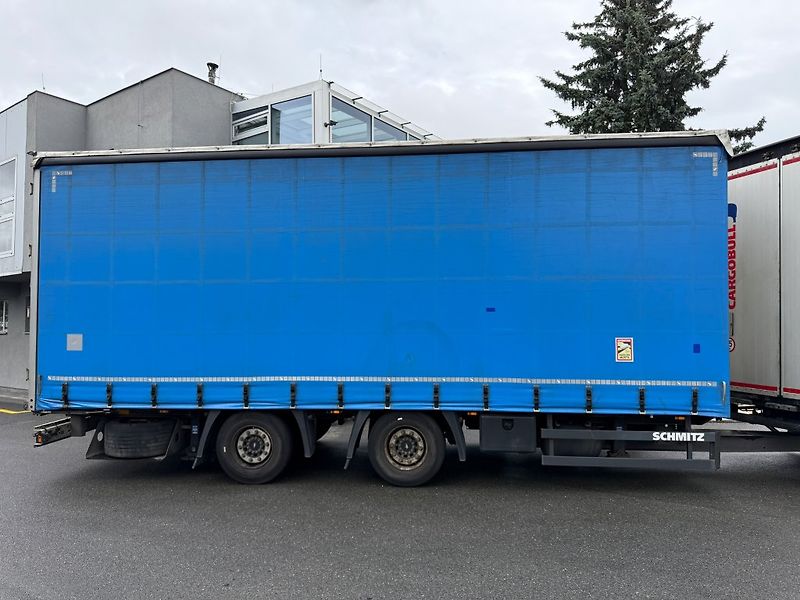 Volvo FH500 6x2 + Schmitz Nový tacho - fotka 38 z 39