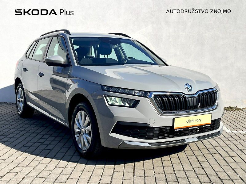 Škoda Kamiq (2021) AMBITION 1.5TSi 110kW M6F - fotka 6 z 23