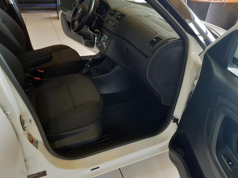 Škoda Roomster 1.2 TSI DIGIKLIMA TEMPOMAT     - fotka 18 z 20