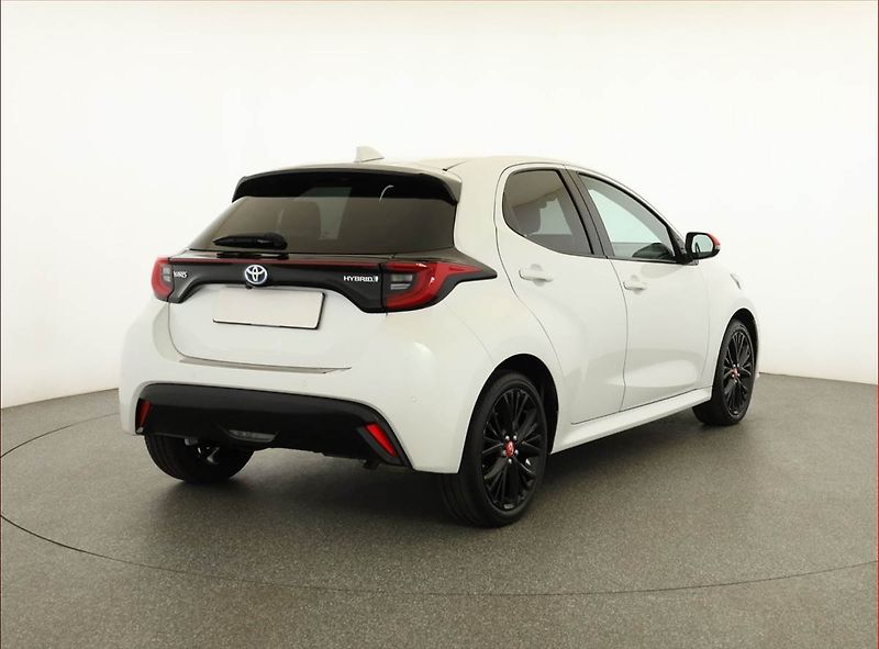 Toyota Yaris (2021) Tokyo Edition 1.5 Hybrid - fotka 5 z 19