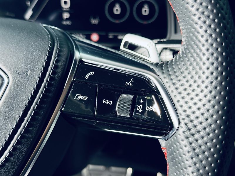 Audi RS 7 (2022) CARBON*VALCONA*NEZ.TOP*ZÁRUKA - fotka 22 z 43