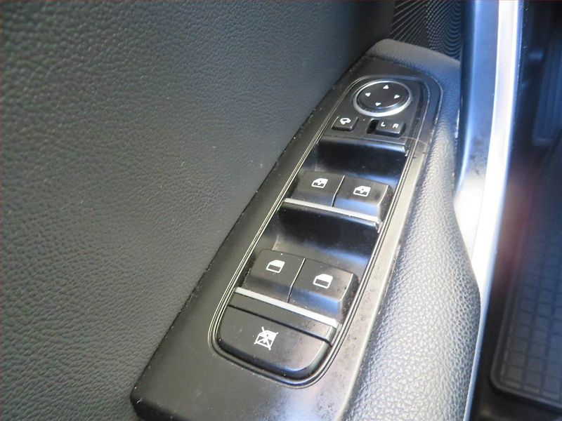 Kia Ceed (2018) 1.6 CRDi, Automat, Serv.kniha - fotka 18 z 18