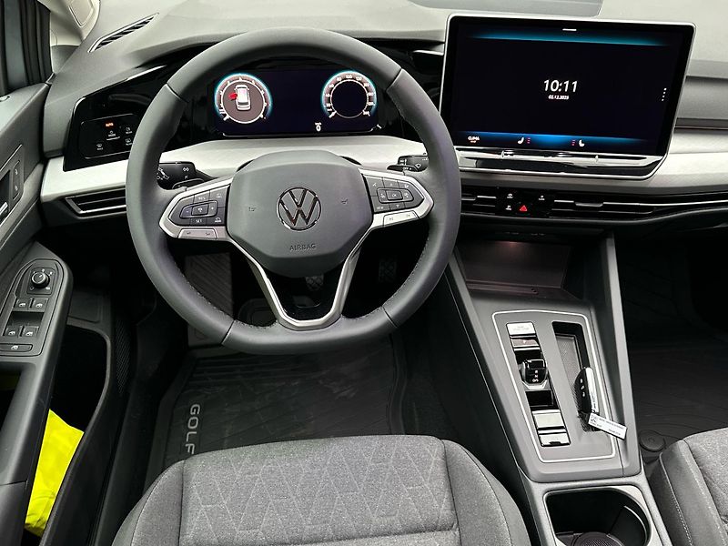 Volkswagen Golf Life 1,5 eTSI 7DSG mHEV - fotka 5 z 29