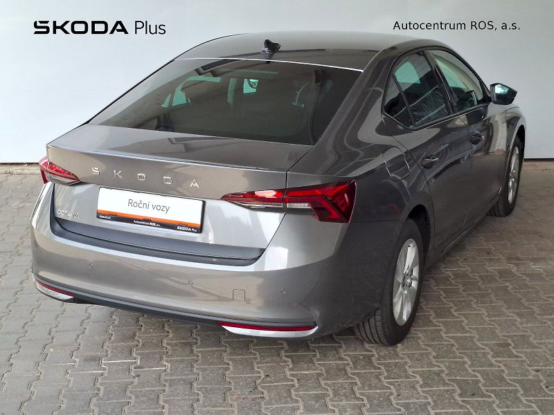 Škoda Octavia (2025) SELECTION TD 85/2.0 M6F - fotka 2 z 28