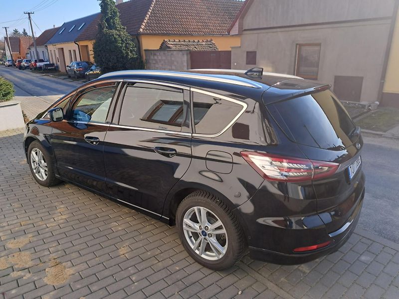 Ford S-MAX (2022) 2.5 HYBRID,  5,3L/100KM! - fotka 5 z 16