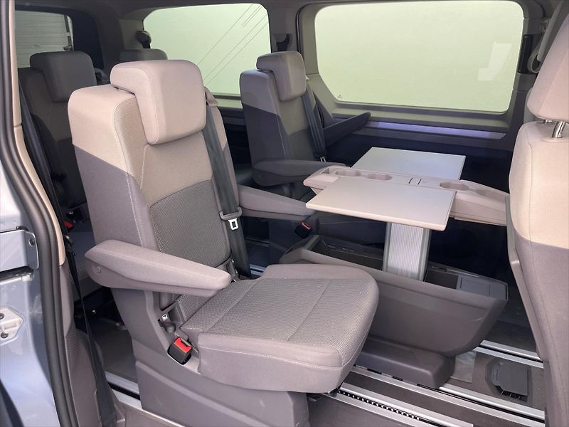 Volkswagen Multivan Long Life 1,5 TSI PHEV 4MOT - fotka 17 z 28