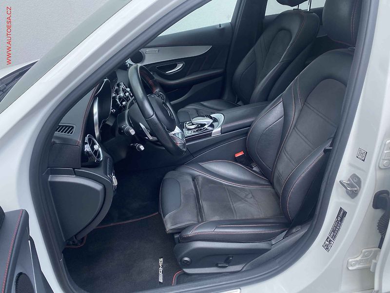 Mercedes-Benz Třídy C (2016) 3.0 Biturbo C43 AMG 4MATIC - fotka 9 z 21