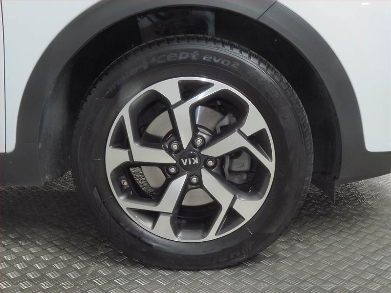 Kia Sportage (2021) 1.6 CRDi MHEV, Automat, Navi - fotka 15 z 22