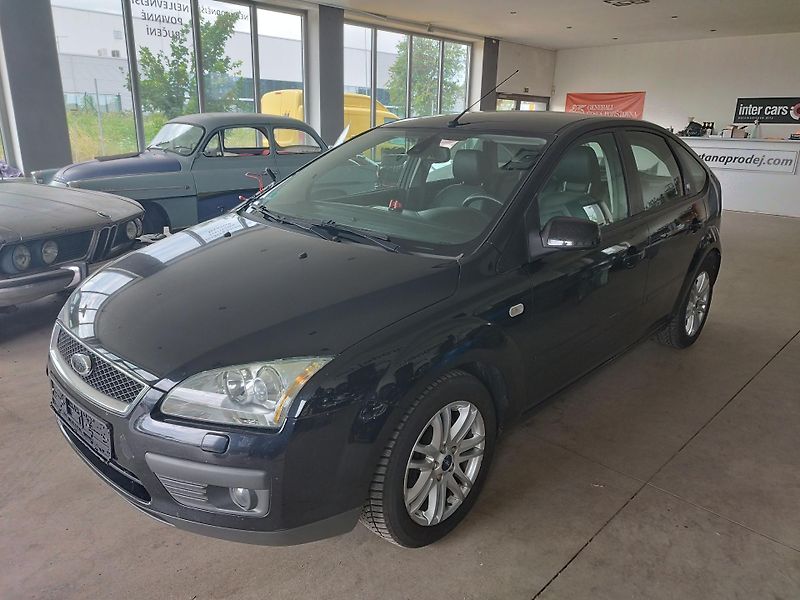 Ford Focus (2006) 2,0i,107KW,AUTOMAT,XEN,ALU,NAV - fotka 3 z 36