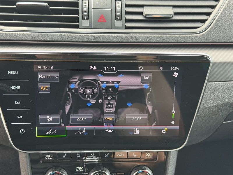 Škoda Superb (2021) Sportline 2.0 TSI DSG 4x4 - fotka 35 z 45