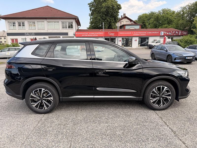 BYD Sealion 5 DM-i  (2025) Design demo - fotka 5 z 10