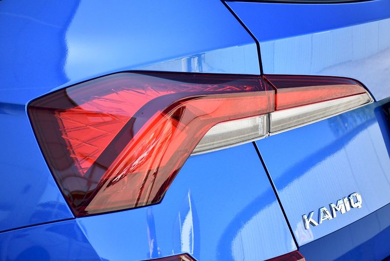 Škoda Kamiq (2025) Top Selection 1,0 TSI 85 kW 6- - fotka 10 z 33