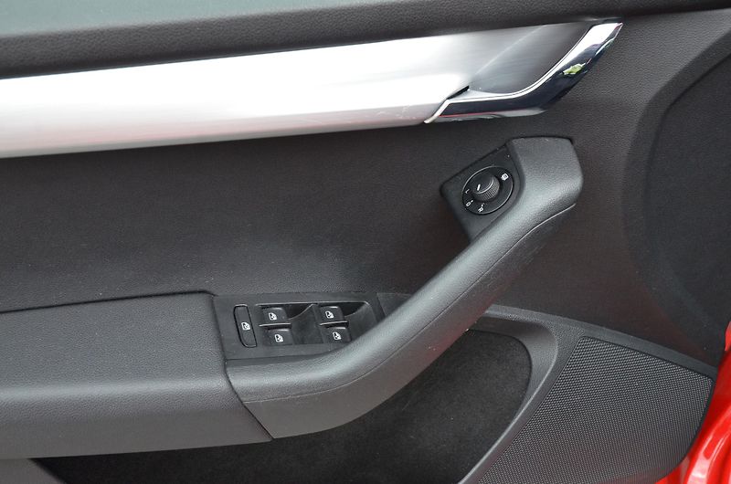 Škoda Octavia (2017) 1.6 TDi 85kW Ambition PLUS /ČR - fotka 23 z 36