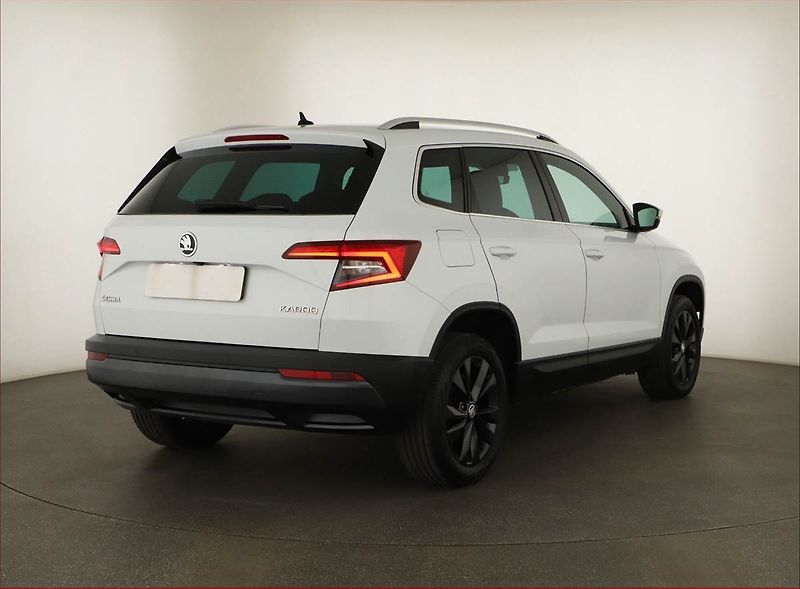 Škoda Karoq (2019) Style 1.5 TSI - fotka 5 z 20