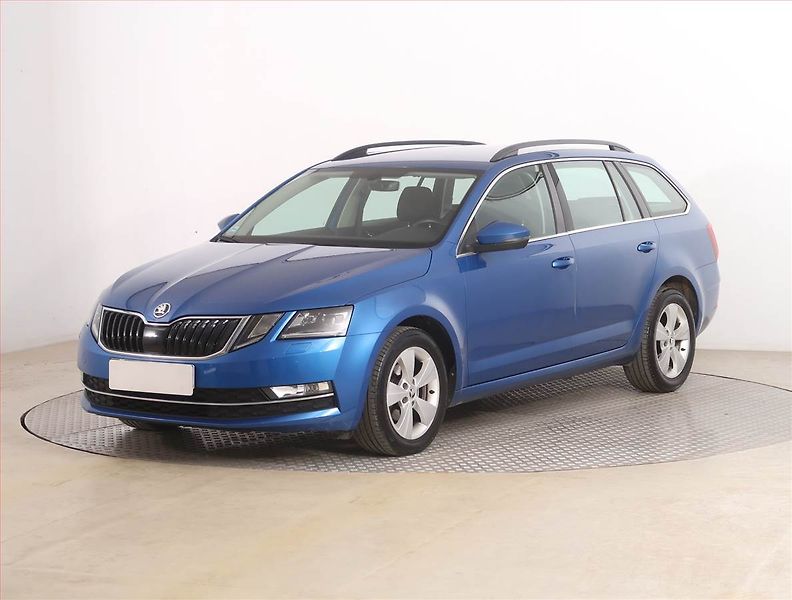 Škoda Octavia (2017) Style 1.6 TDI, Tempomat - fotka 2 z 18
