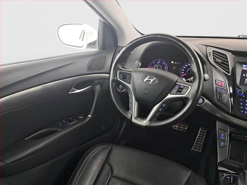 Hyundai i40 (2017) 1.7 CRDi, Automat, Kůže, Navi - fotka 7 z 20