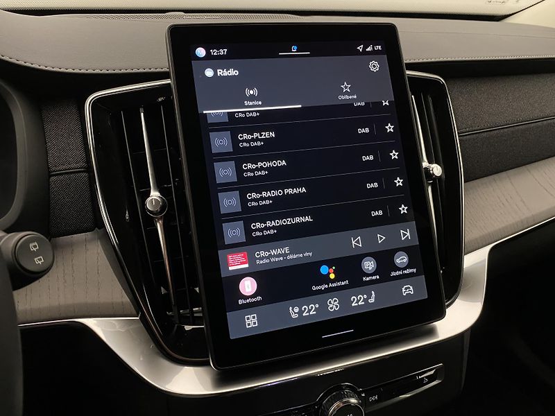 Volvo XC90 (2026) T8 AWD Plug-in DARK PLUS 7m - fotka 44 z 78