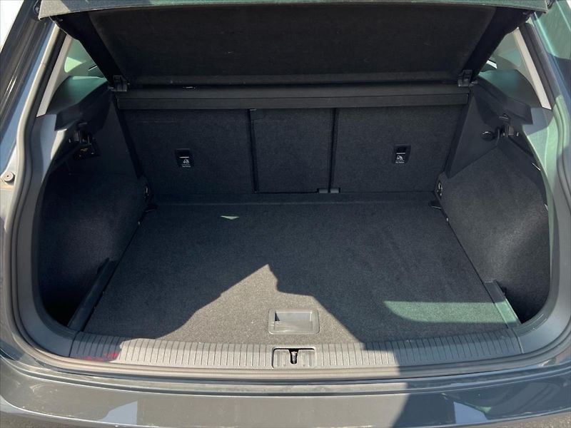 Volkswagen Tiguan 2,0 TDi 110kW 7DSG LIFE  REZER - fotka 14 z 26