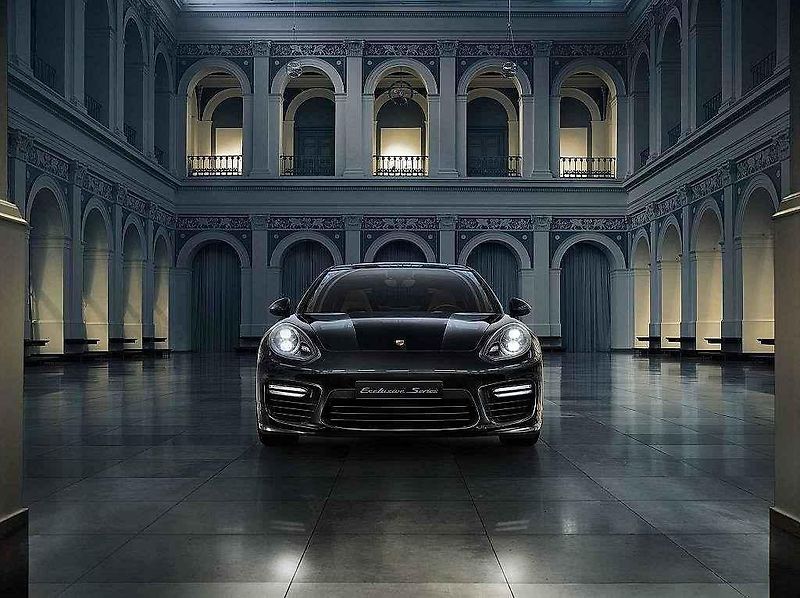 Porsche Panamera Turbo S Exclusive.