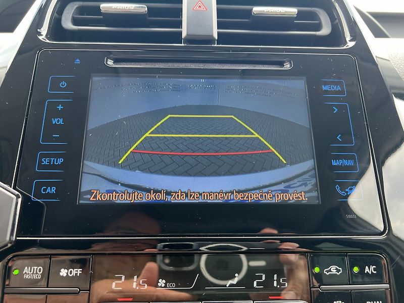 Toyota Prius (2016) 1.8VVT-i HYBRID Kamera! HUD! - fotka 32 z 39