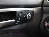 Volkswagen Touran (2014) 1.6 TDI, Navi, Tempomat - náhled 16