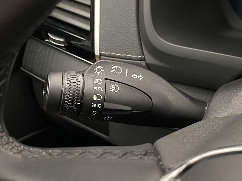 Volvo XC90 B5 AWD BRIGHT PLUS AUT CZ 7m - fotka 22 z 63