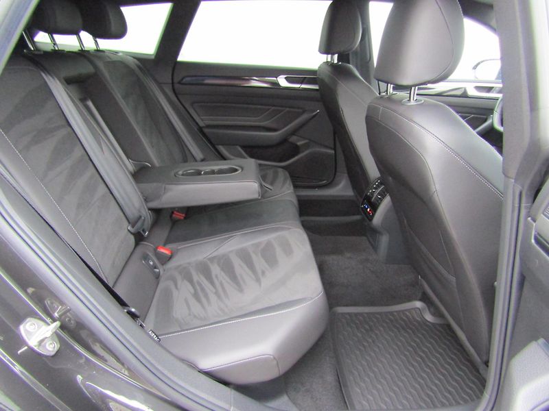 Volkswagen Arteon Shooting Brake R-Line 2,0 TDI DSG 4MOTION - fotka 26 z 30