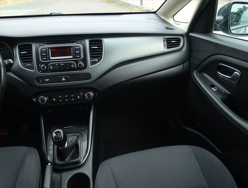 Kia Carens (2017) 1.6 GDI, ČR,1.maj, Tempomat - fotka 8 z 15