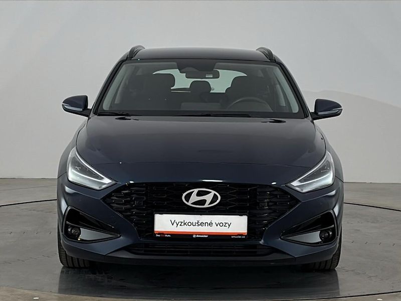 Hyundai i30 Smart DCT - fotka 4 z 26