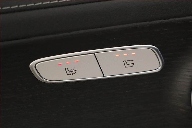 Mercedes-Benz Třídy C (2023) C 200 - fotka 25 z 27