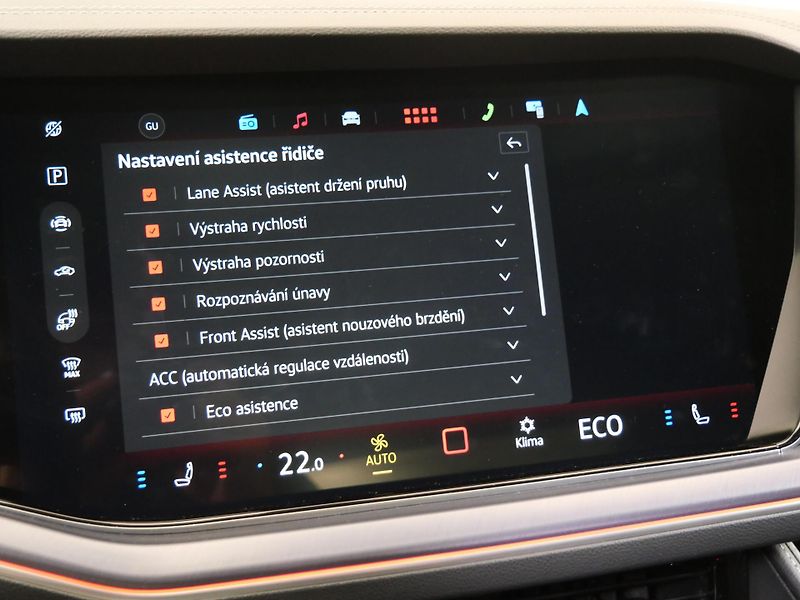 Volkswagen Touareg - fotka 19 z 30