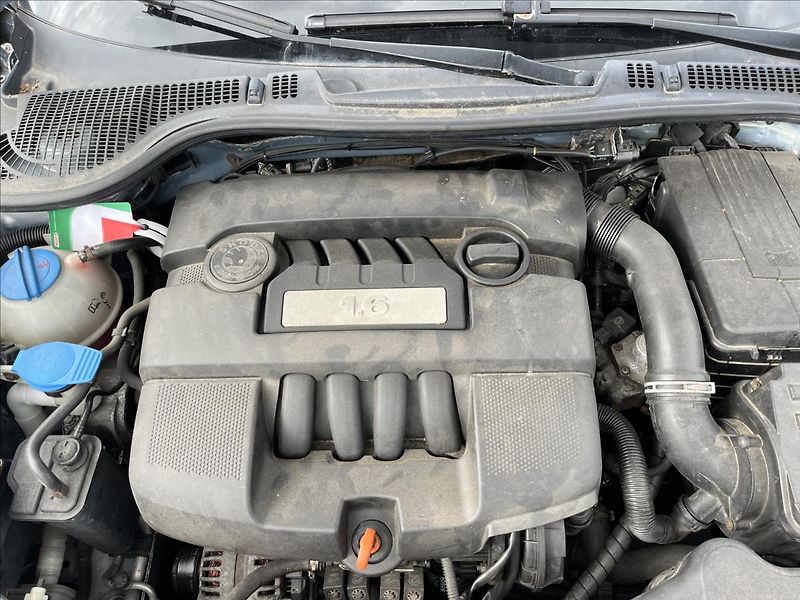 Škoda Octavia 1,6 MPi LPG PLATNOST 10/2033 - fotka 25 z 32