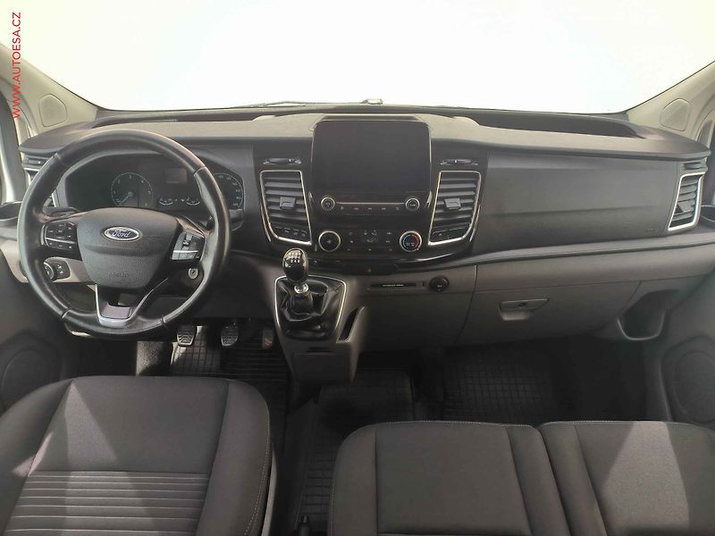 Ford Transit Custom (2021) 2.0TDCi 6míst, Limited - fotka 8 z 21