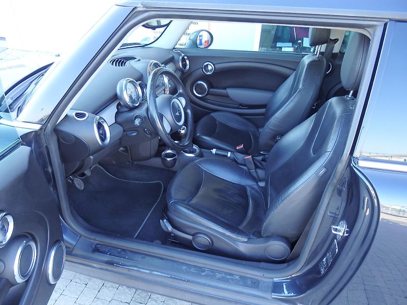 Mini Clubman 1.6 D 80kW KLIMATIZACE - fotka 6 z 15