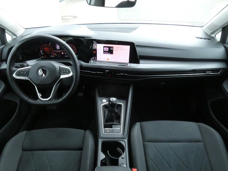 Volkswagen Golf (2021) Style 1,5 TSI 110KW - fotka 16 z 30