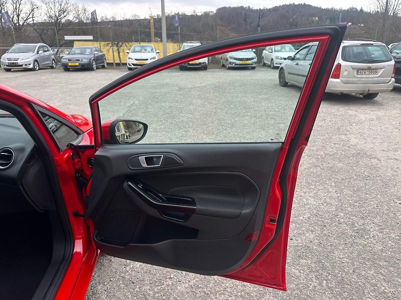 Ford Fiesta 1.0i 1Maj/Klima/Ser.Knih - fotka 20 z 25