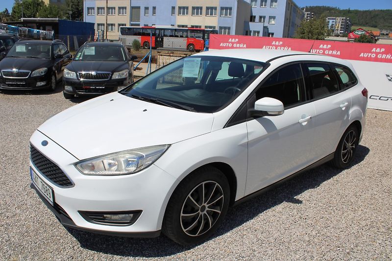 Ford Focus (2015) 1,6TDCI KLIMA ELOKNA  KOUP.CZ - fotka 3 z 16